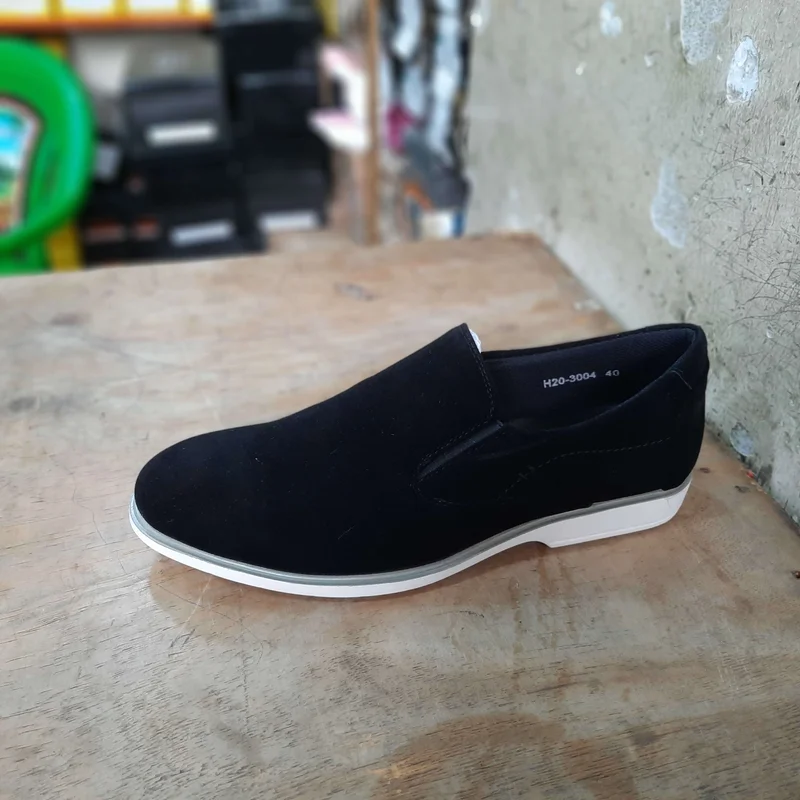 Italy Slipon Suede Leather Men Shoes Oxford Casual Classic Sneakers