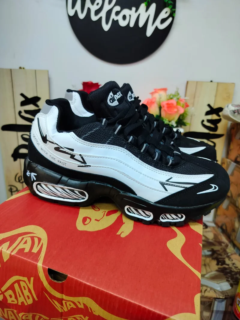 ited Edition Nike Air Max 95 with Jordan Flight Design