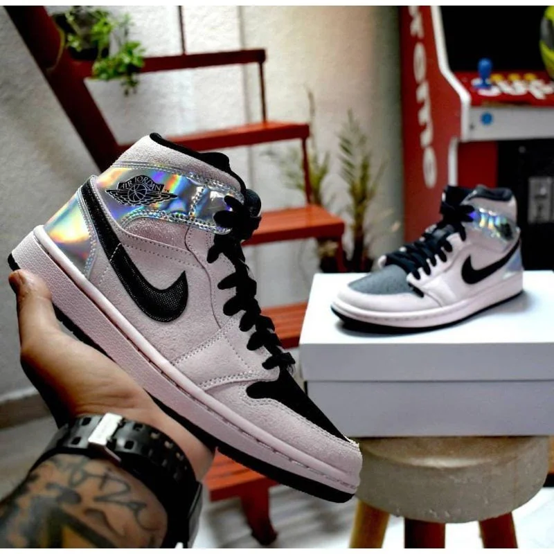Jordan 1 Mid Dirty Powder Iridescent