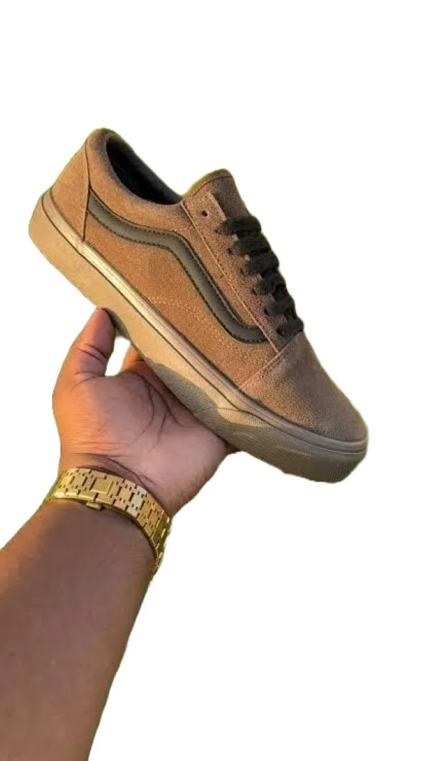 KANGAROO OLD SKOOL VANS LEATHER SHOES .