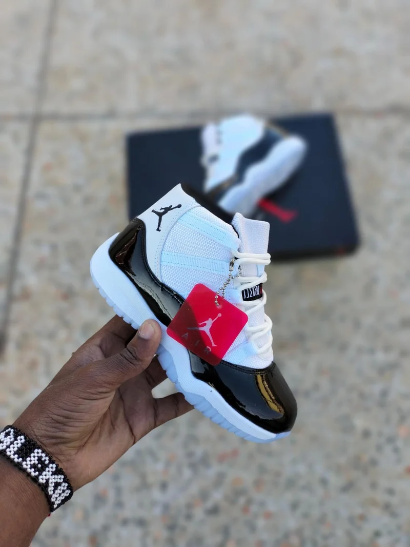 Kids Air Jordan 11 Low “White Black”