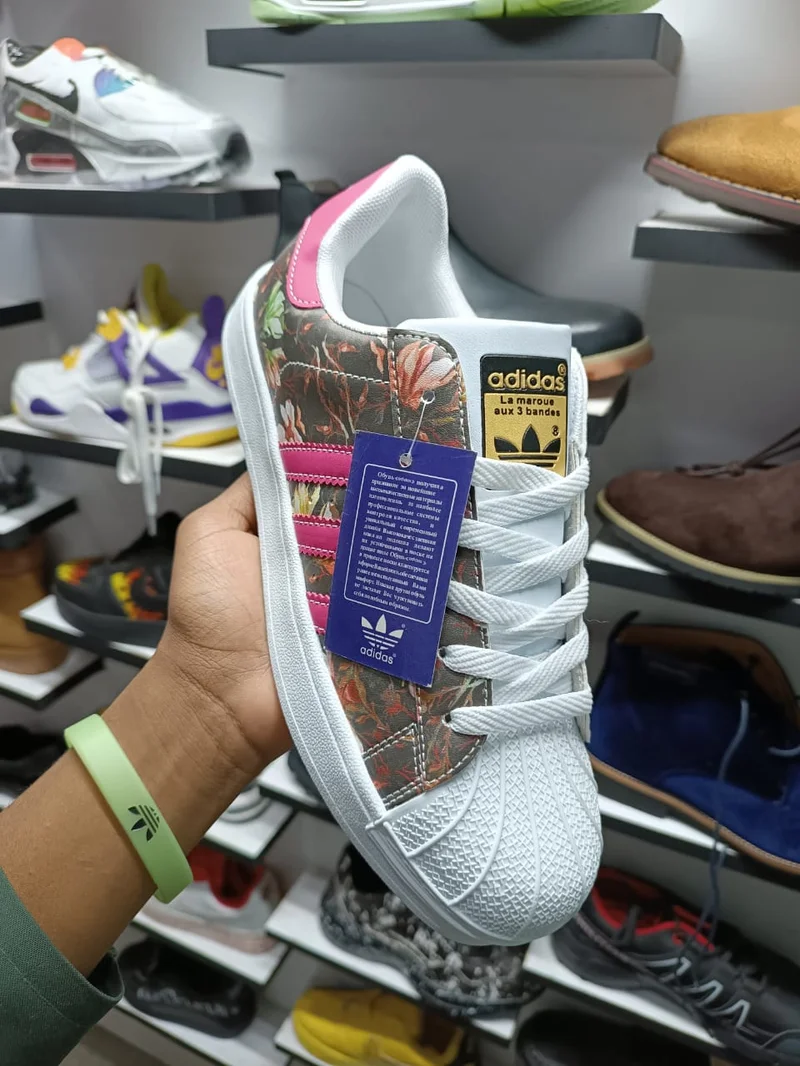 ADIDAS SUPERSTAR ORIGINALS NIGO - White Pink