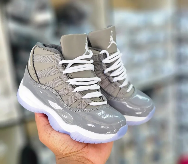KID’S NIKE JORDAN 11 RETRO COOL GREY BASKETBALL SHOES