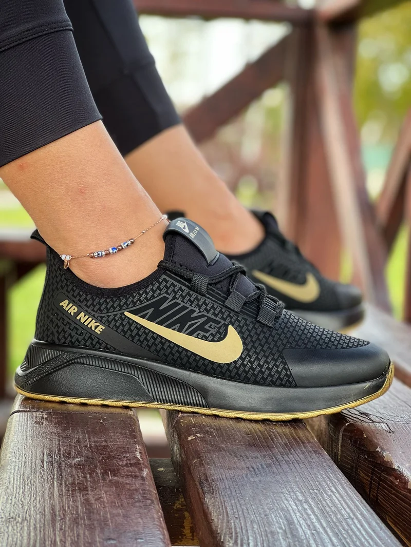 Ladies Nike Zoomx Running Shoes Black Yellow Swoosh