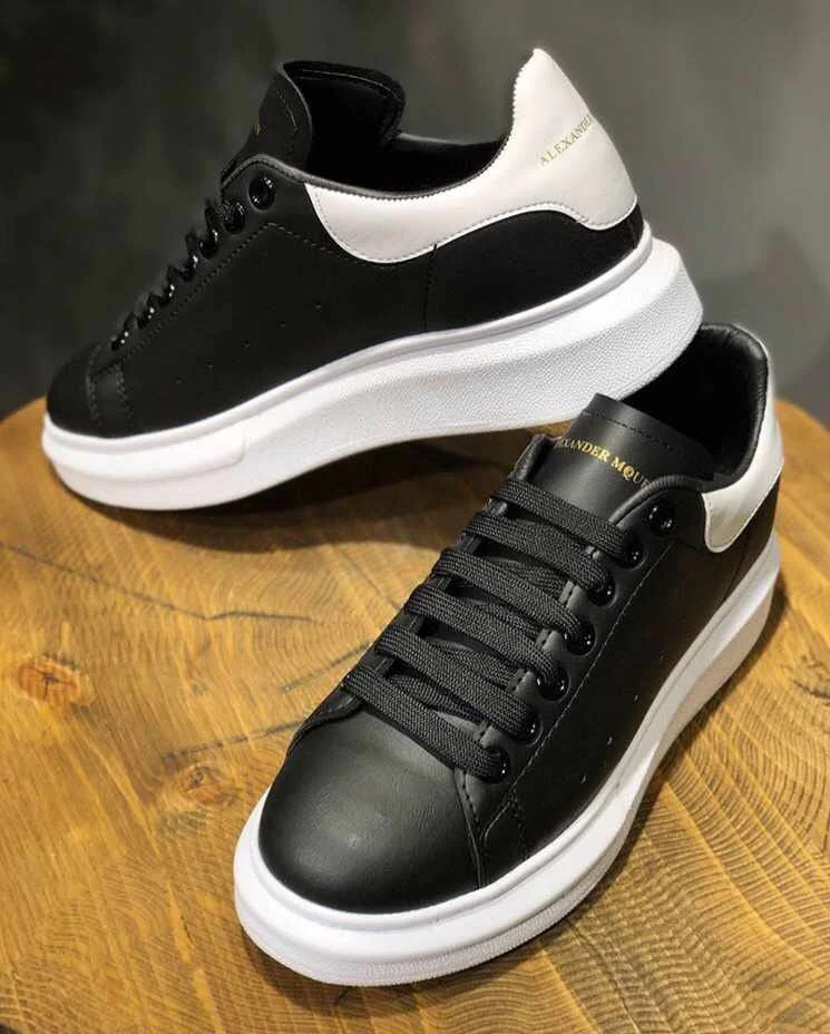 Leather Alexander McQueen Man Sneaker