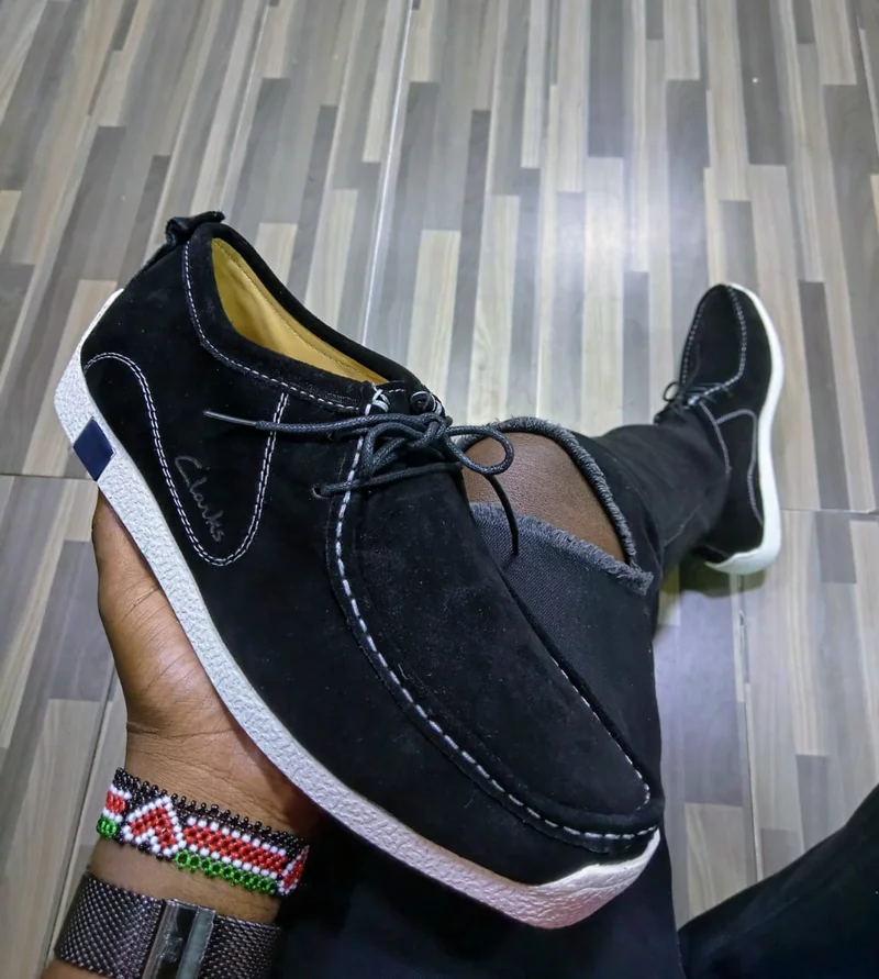 Men Casual Clarks Black-White Suede Clarks