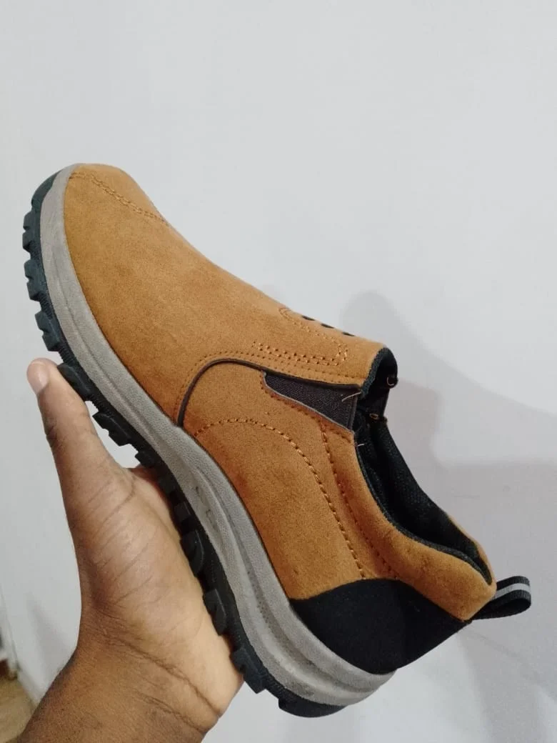 Men Casual Shoes Fashion Men New Comfort Men Sneakers Brown