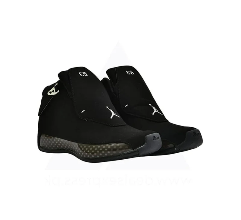 Men's  Black Nike Air Jordan 18 Retro sneaker