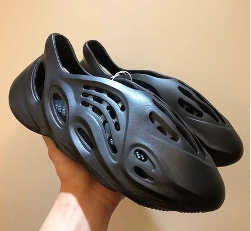 Adidas Yeezy Foam Runner Onyx Sneakers