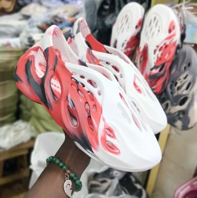 Adidas Yeezy Foam Runner White-Red Sneakers