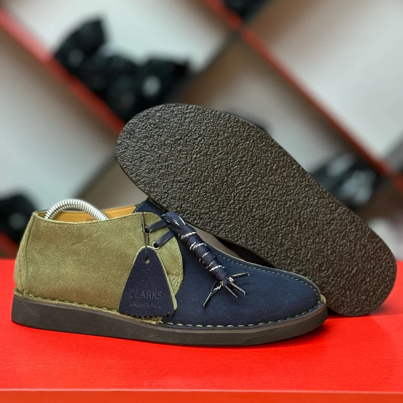 NAVY BLUE-GREEN  MEN’S WALLABEES  SHOES