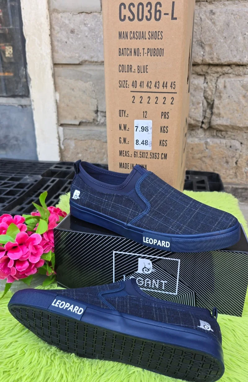 NEVY BLUE MEN’S LEOPARD RUBBER SHOES