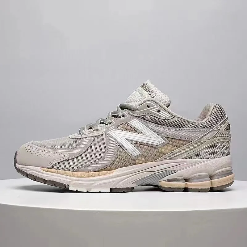 New Balance 860v2 Timberwolf Moonbeam