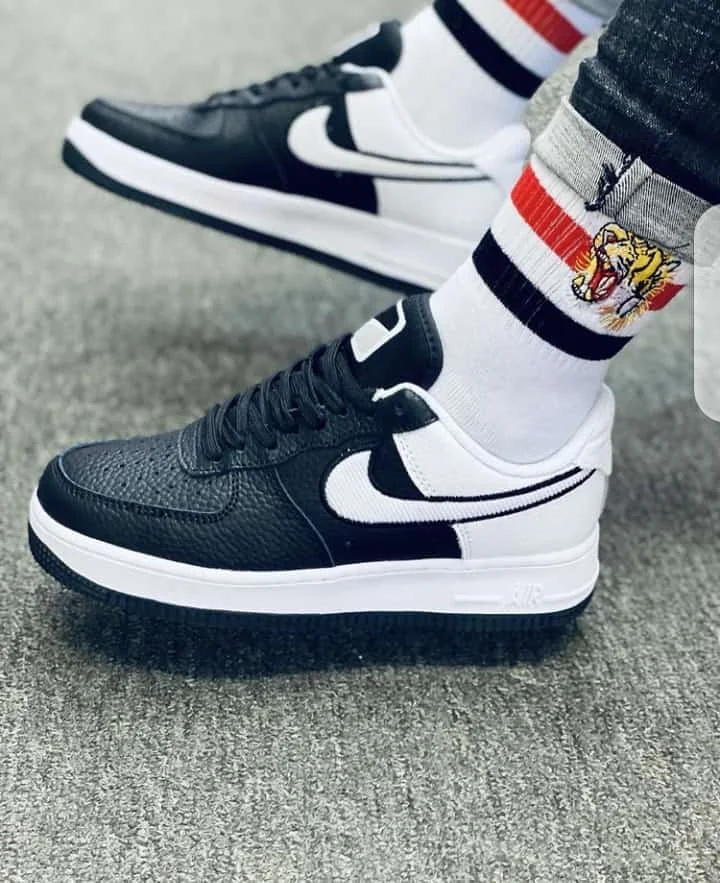 Air Force 1 '07 LV8 1 Black/White