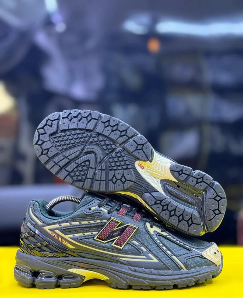 New Balance Kith x 1906R Black Sneakers