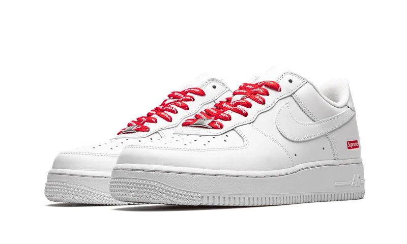 Nike Air Force 1 Low Supreme Triple White