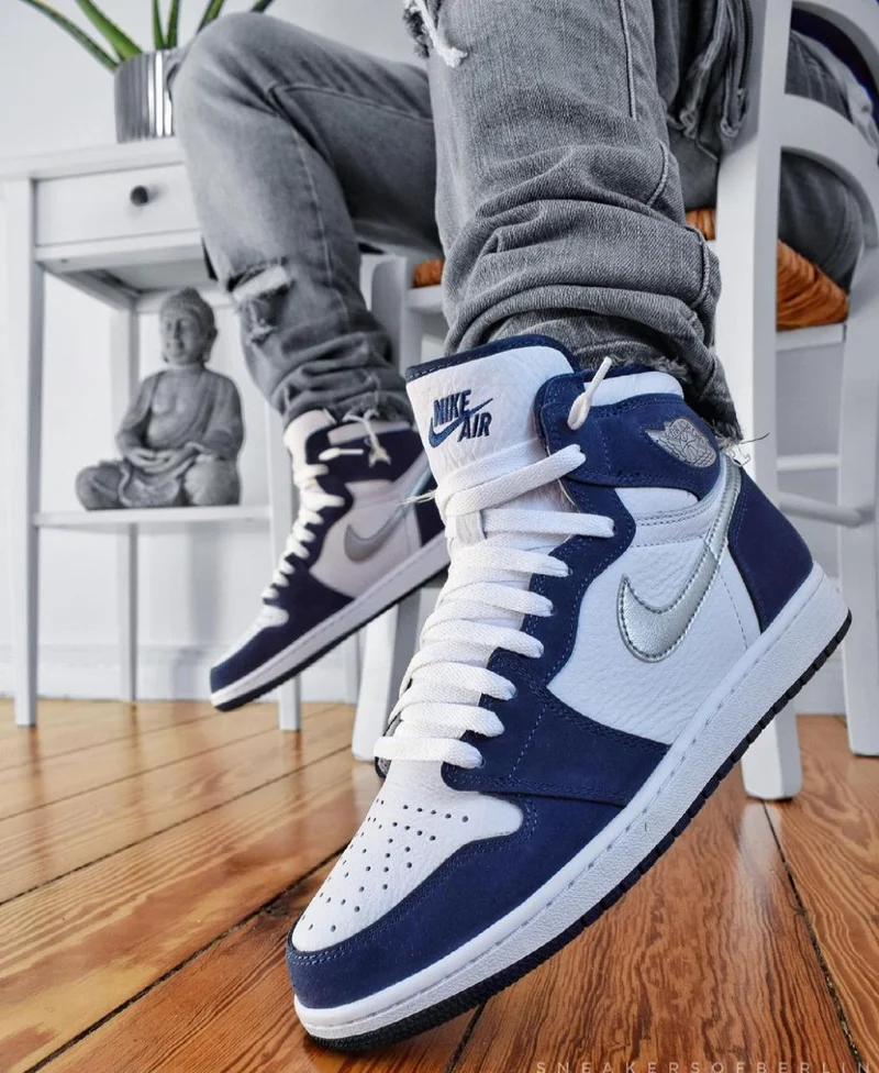 Air Jordan 1 High  Midnight Navy