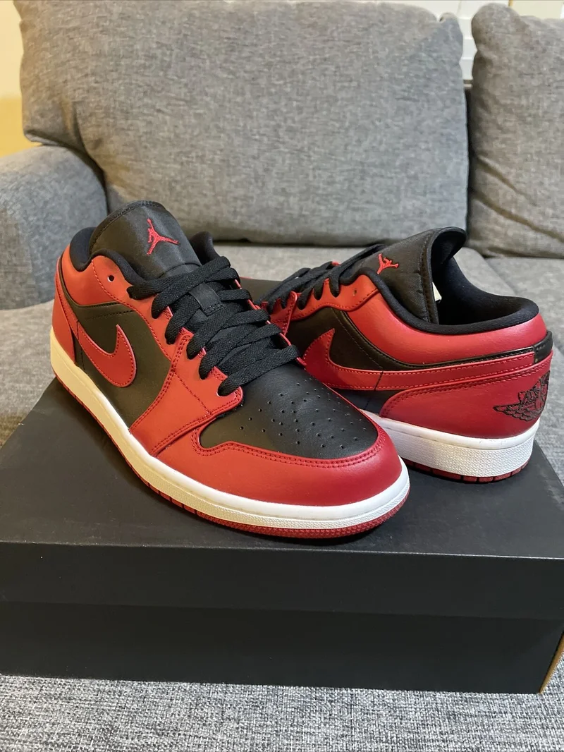 Nike Air Jordan 1 GS Low Reverse Bred