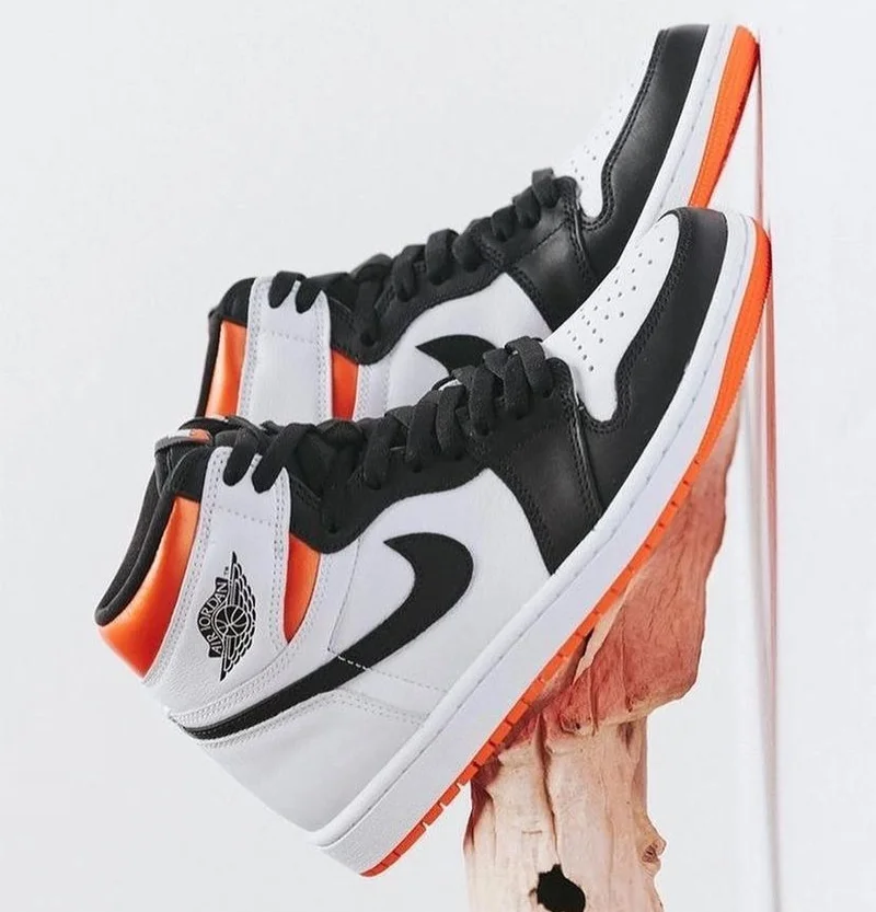 Air Jordan 1 High OG Electro Orange