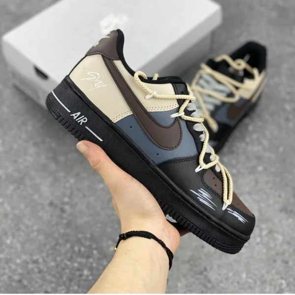 Nike Air Jordan 1 Low”Black/Mystic Brown