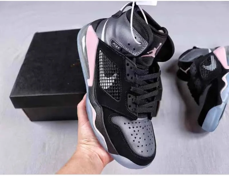 Nike Air Jordan Mars 270 Grey Pink