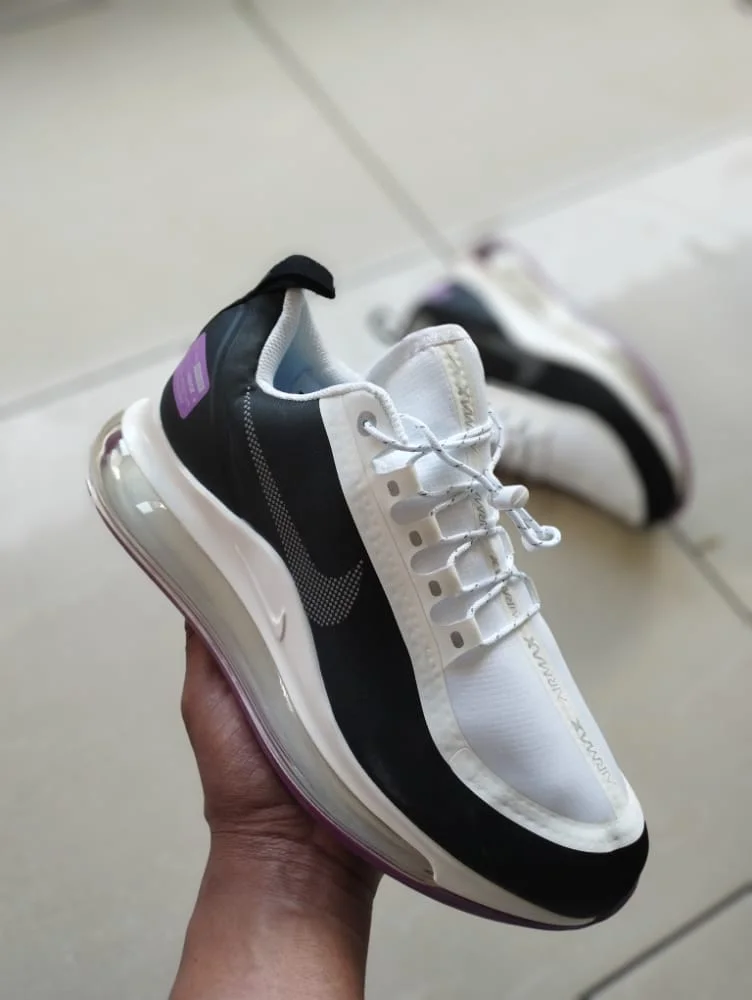 Nike Air Max 720 Run Utility  White Off Black Trainers Sneakers