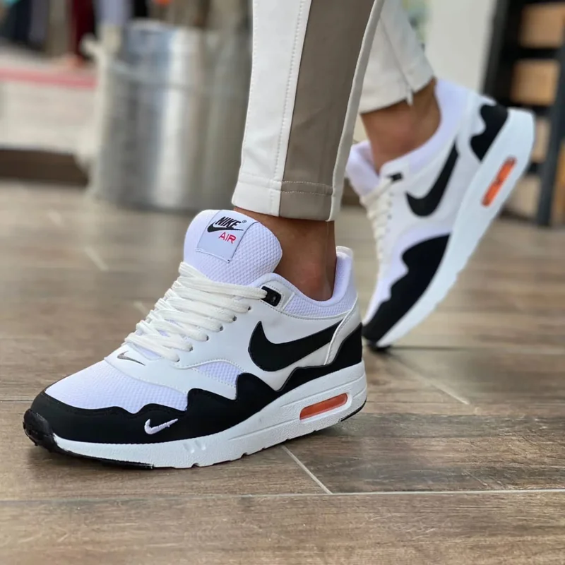 Nike Air Max 90 White off Black Skateboarding Shoes