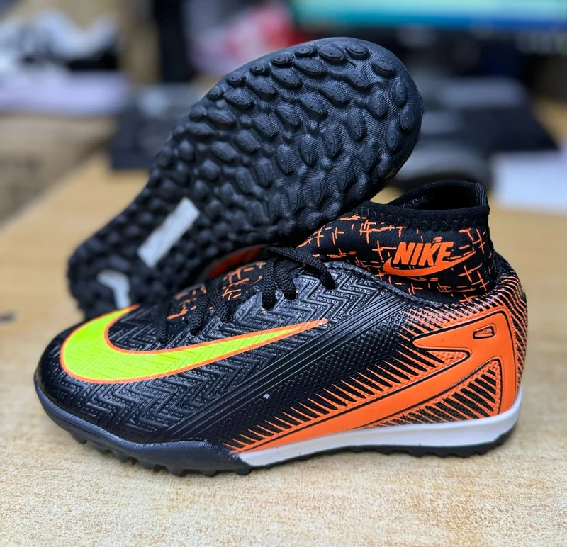 NIKE MERCURIAL AIR ZOOM  BLACK -ORANGE SOCCER SHOES.