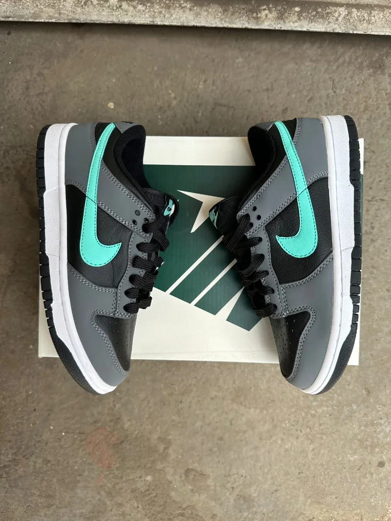 Nike SB Green Glow