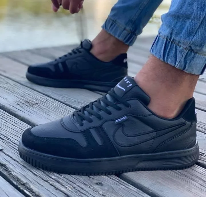 Nike Squash all Black