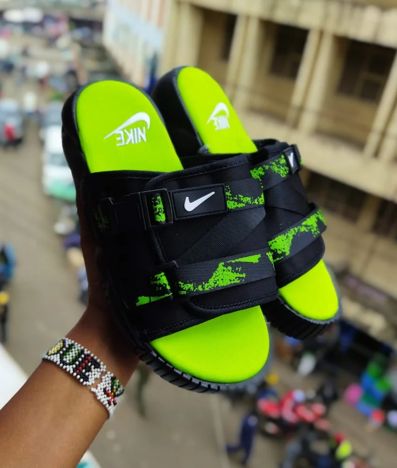 Nike Utility Sandals mens open shoe Green Slides