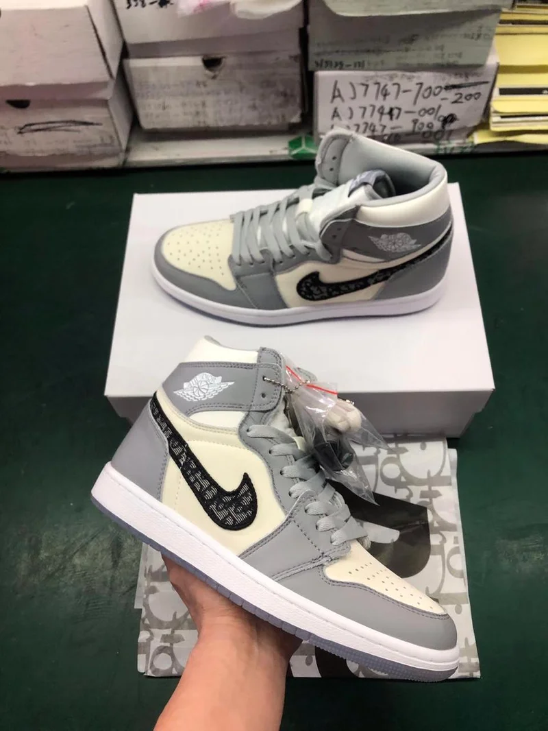 NikeAir Jordan 1 High Cut Sneakers Shoes Mens