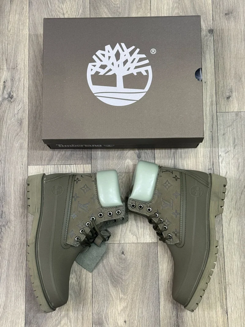 OLIVE GREEN LOUIS VUITTON X TIMBERLAND BOOTS.