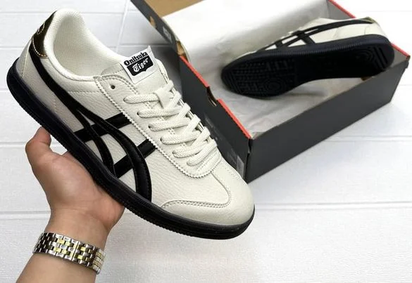 Onitsuka Tiger Tokuten Old School Leather Trainer Men Shoes