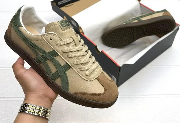 Onitsuka Tiger Tokuten Old School Leather Trainer Men Sneakers