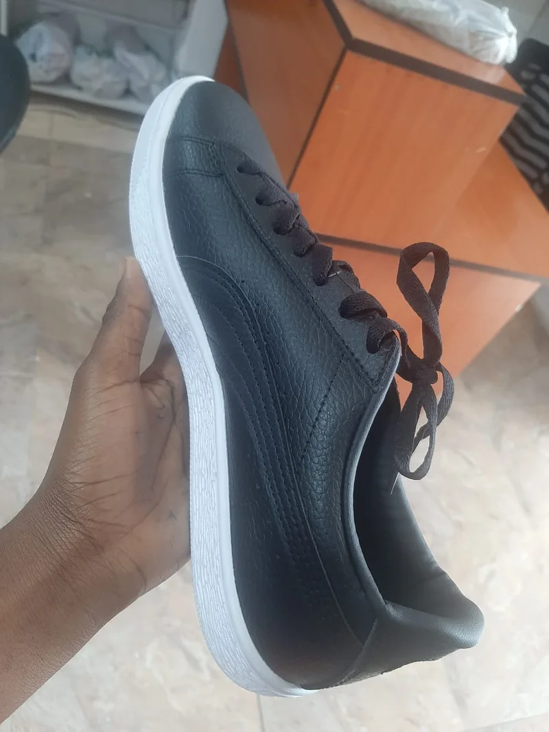Puma Suede Classic Men's Black white Sneakers