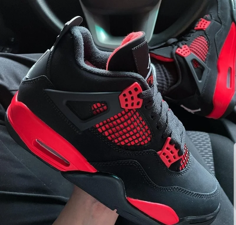 Air Jordan 4 Red Thunder Sneakers