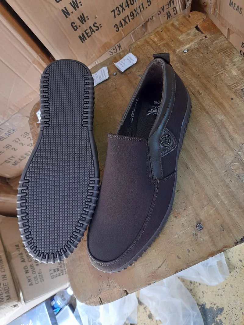 Quality and Durable Mens Shoes Bellonar Rubbers shoes slip on Sneakers Coffee