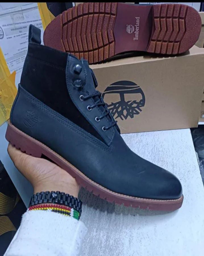 Quality Leather Timberland Men Casual Boots in Black