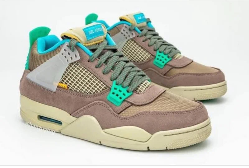 Air Jordan 4 Retro Union Taupe Haze