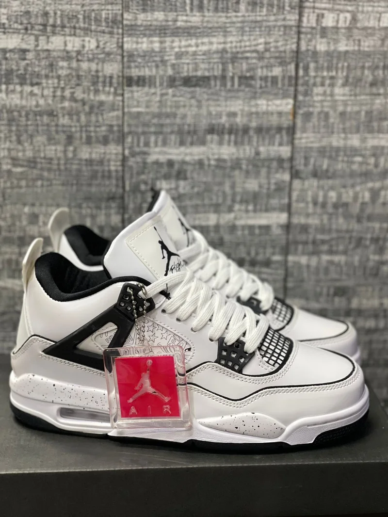 Air Jordan 4 retro White Black metallic silver