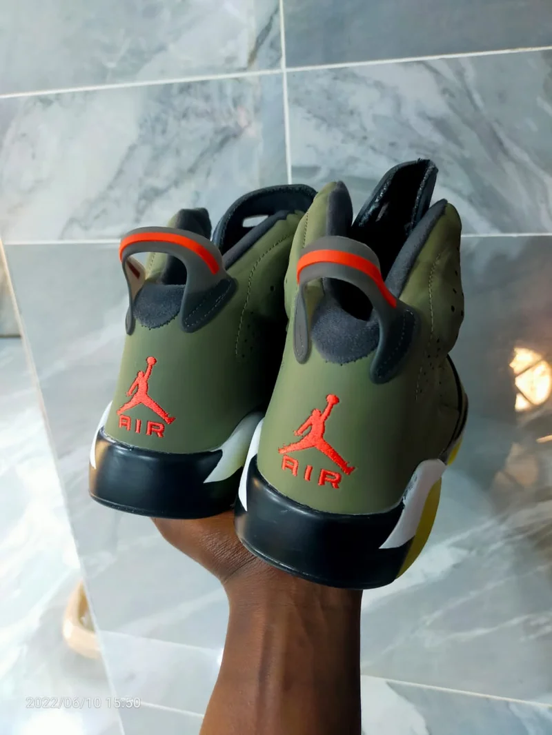 Air Jordan 6  Jungle Green Mens Sneakers
