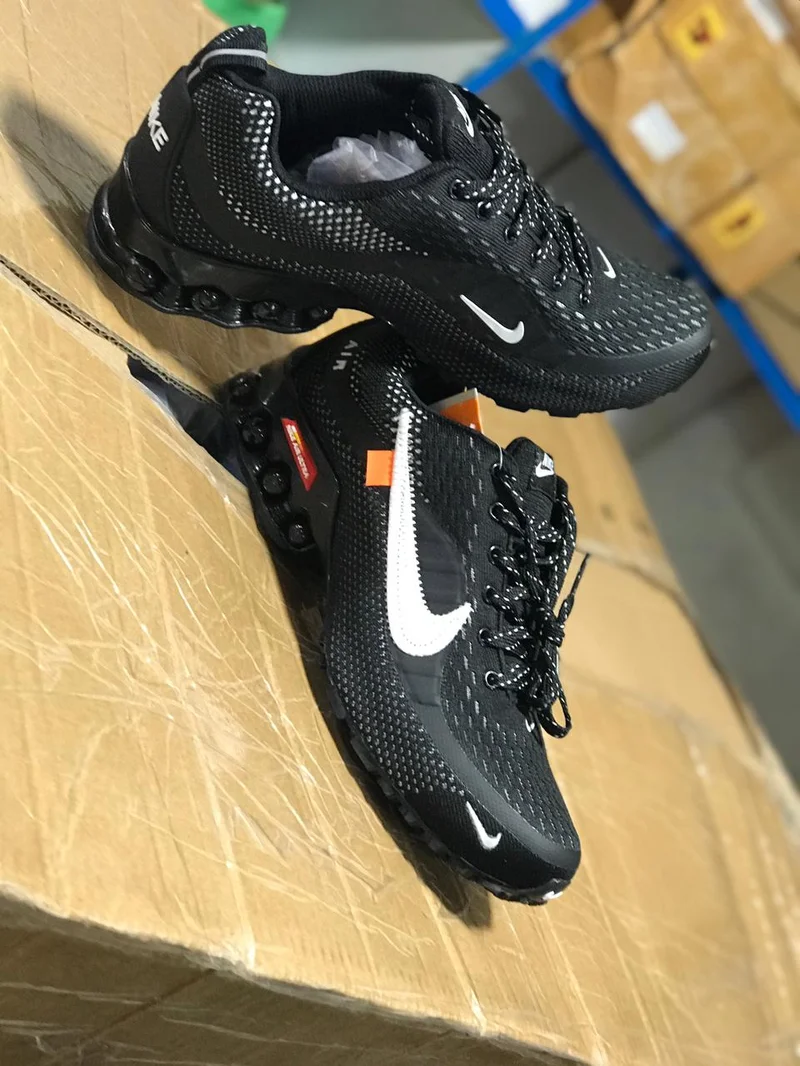 Running Black White Nike Shox Reax Movement Fitness Men's Shoes