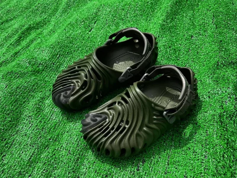 Salehe Bembury x Crocs Pollex Clog Jungle Green