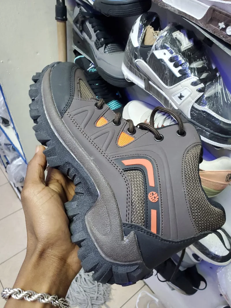 Skyview Hiking Boots:Durable&Stylish for Outdoor Adventures-Durable,Waterproof