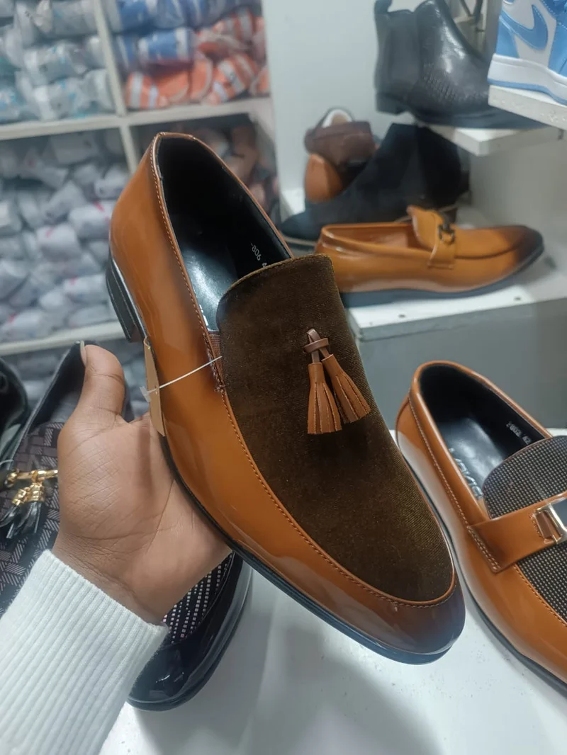 Slip-on Casual Sneakers Casual Wet Look Shoes Brown with Kiltie
