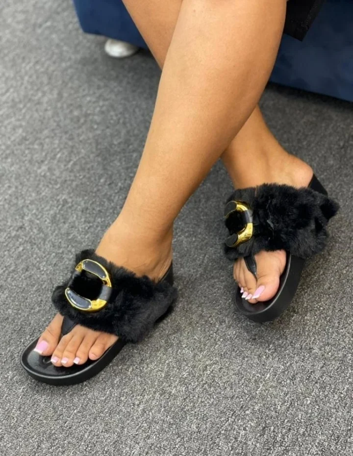 Women Fluffy Slippers Faux Fur Slides Open Toe Flat Black