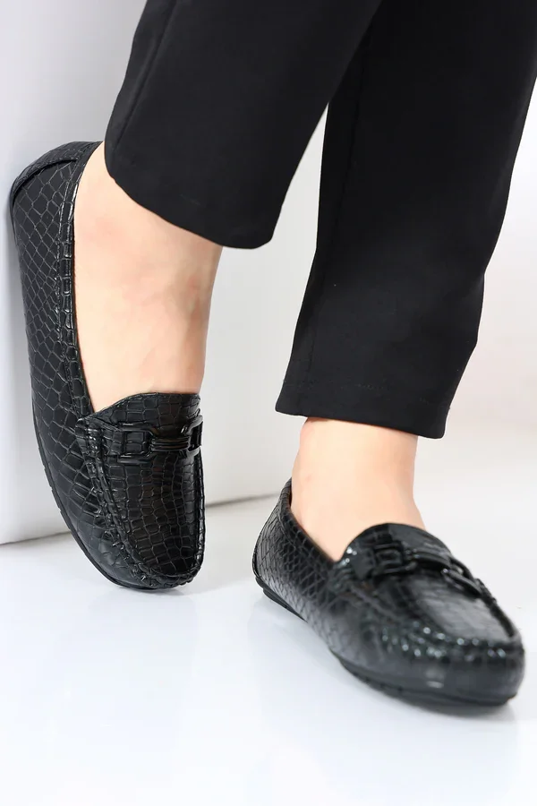 Women's Comfortable Patent Leather Loafers with Massage Footbed - Black
