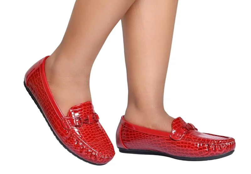 Women's Comfortable Patent Leather Loafers with Massage Footbed - Red