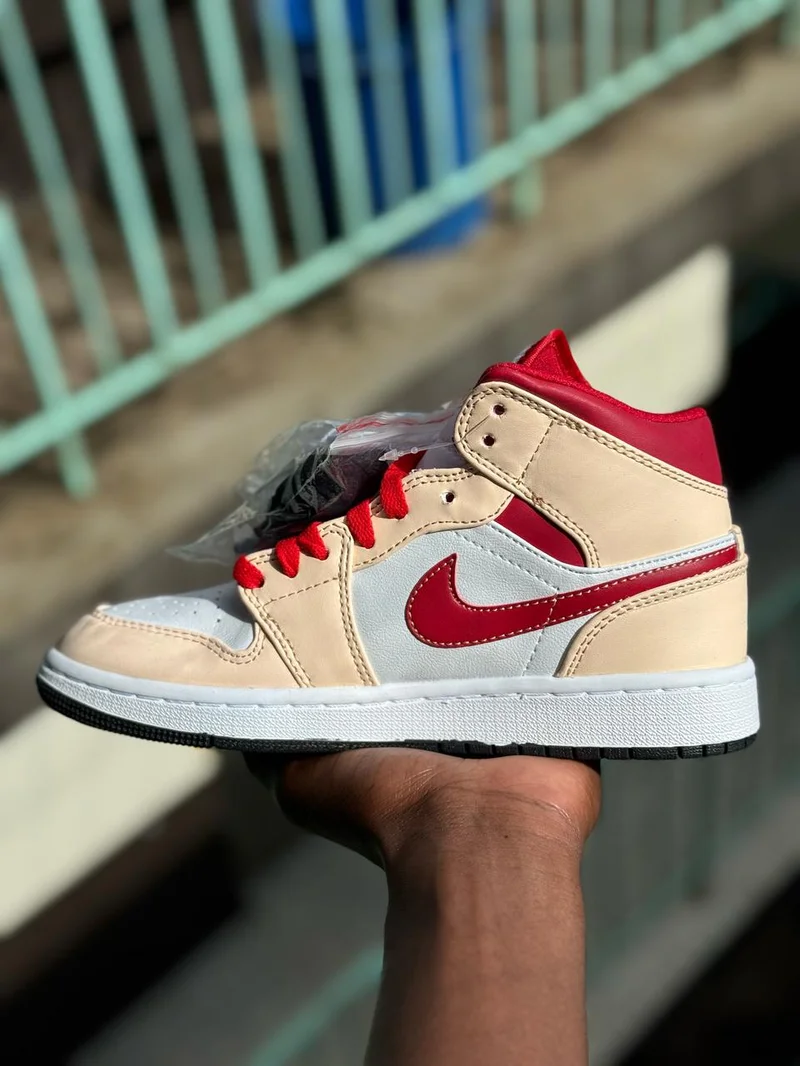 AIR JORDAN 1 MID 'LIGHT CURRY CARDINAL RED